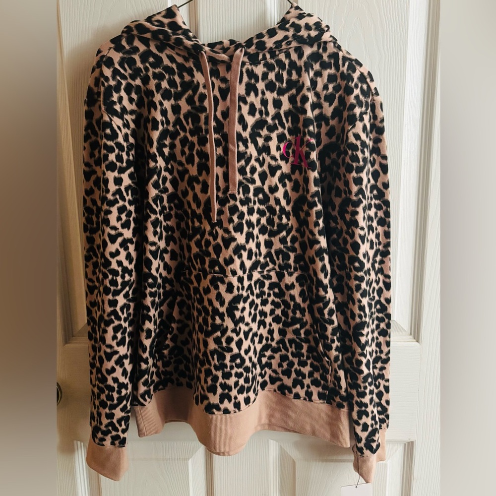 Calvin Klein Tan and Black Pullover